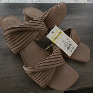 A New Day Women's Brown Pleated Mules